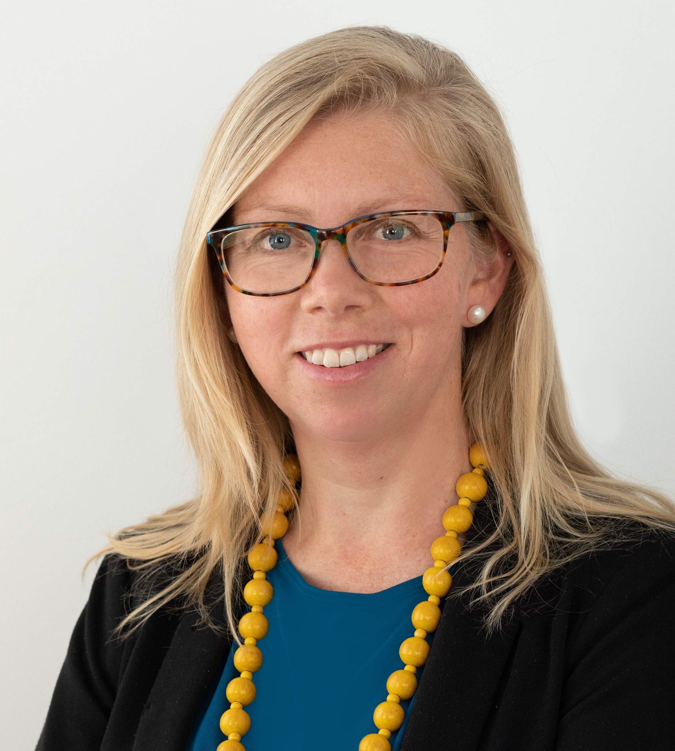 Senior Panel Member &ndash; Gabby McMillan